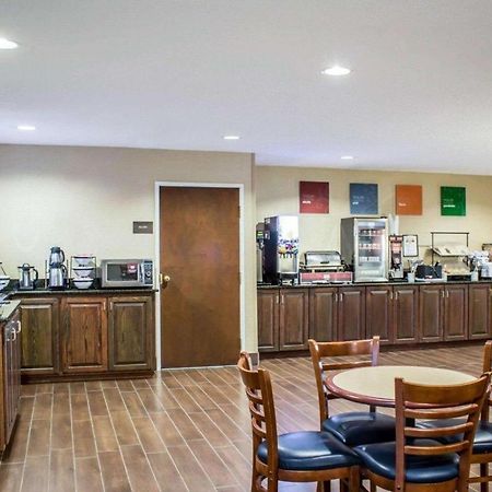 Comfort Inn Clinton Eksteriør billede