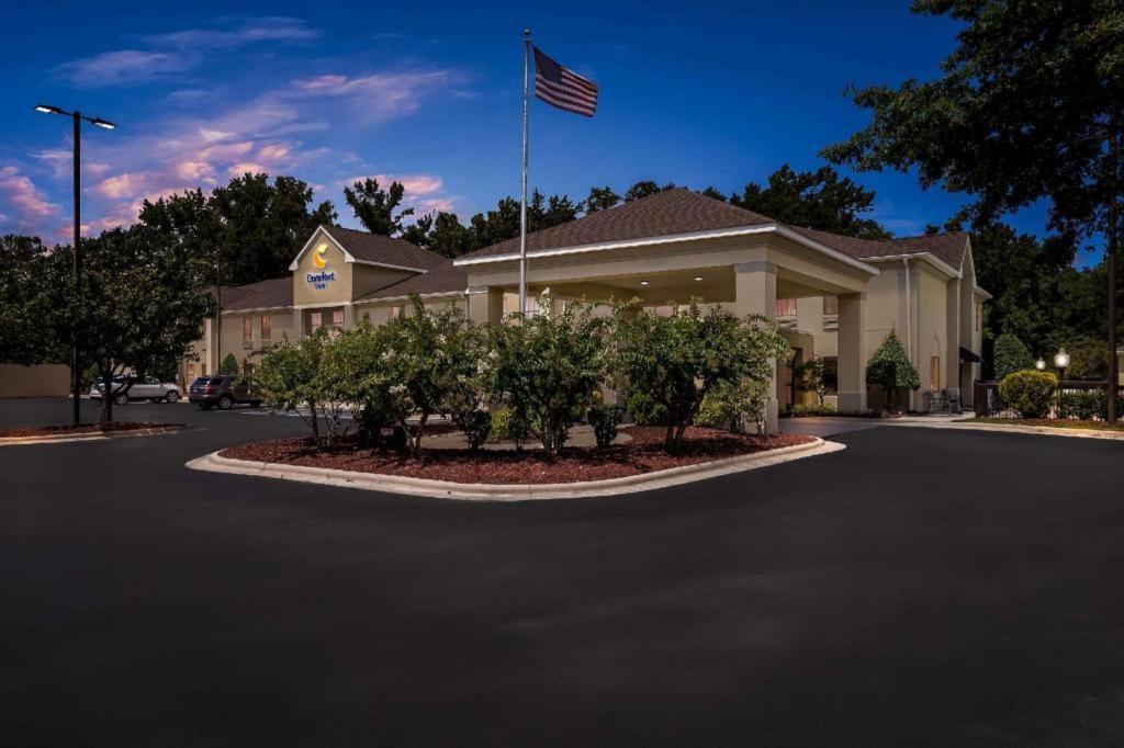 Comfort Inn Clinton Eksteriør billede